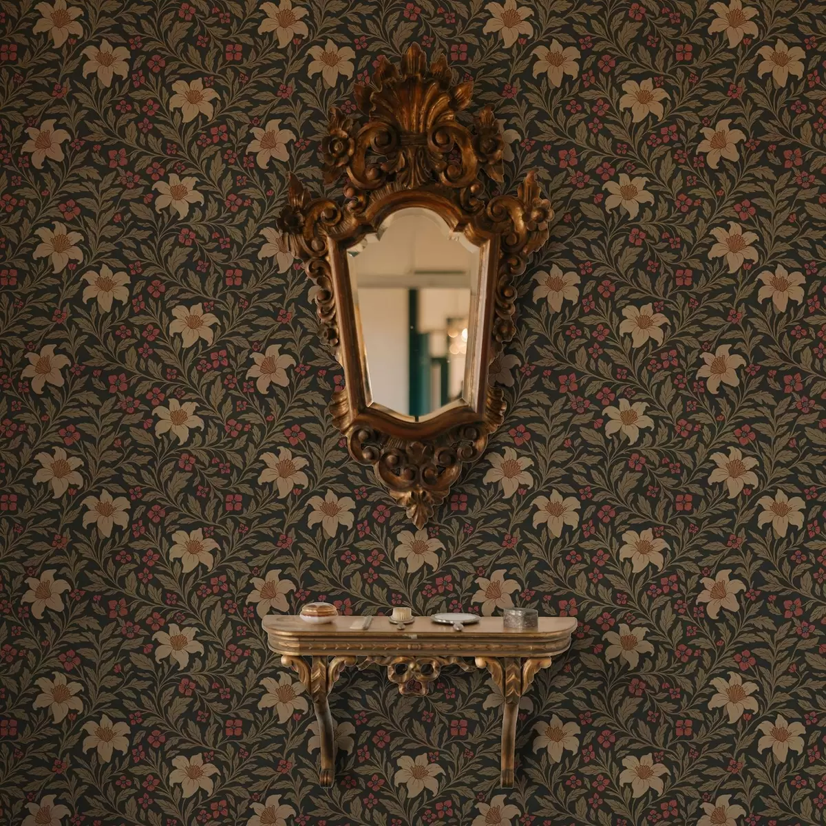 Tapeta Ciemne tło z żółtymi i czerwonymi kwiatami w stylu Art Nouveau a00293