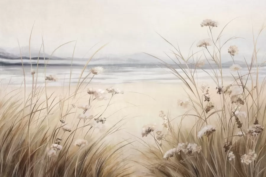 Fototapeta Pole pszenicy z białymi kwiatami na pierwszym planie, plaża i ocean w tle, neutralne pastelowe stonowane kolory w09298