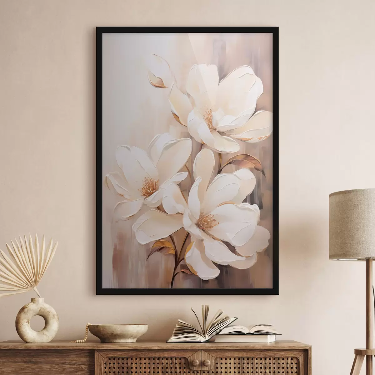 Plakat Białe kwiaty magnolii na miękkim, rozmytym tle w odcieniach beżu i brązu, elegancka kompozycja kwiatowa f45571