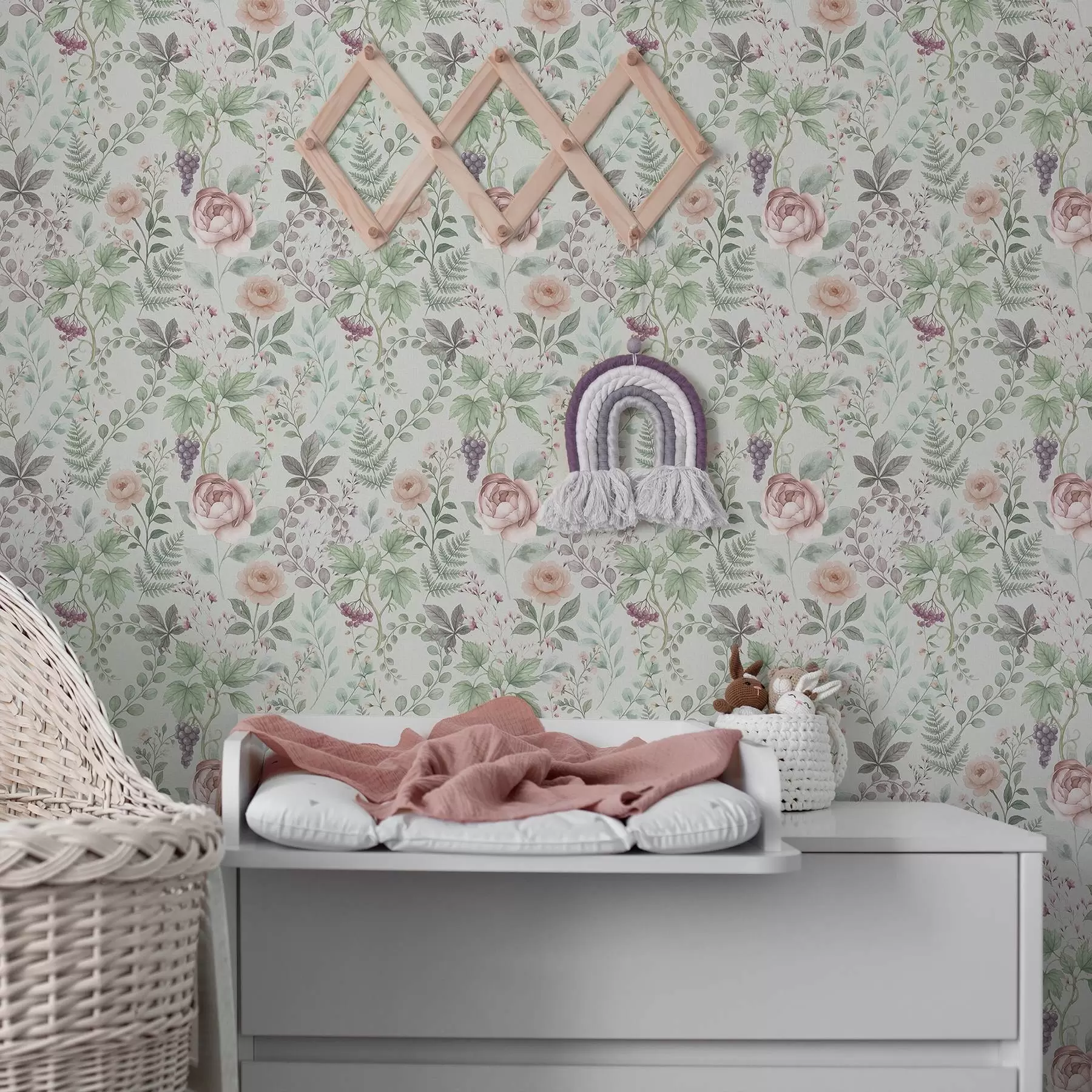 Fototapeta Pastelowy ogród z różami, paprociami i winogronami a00867