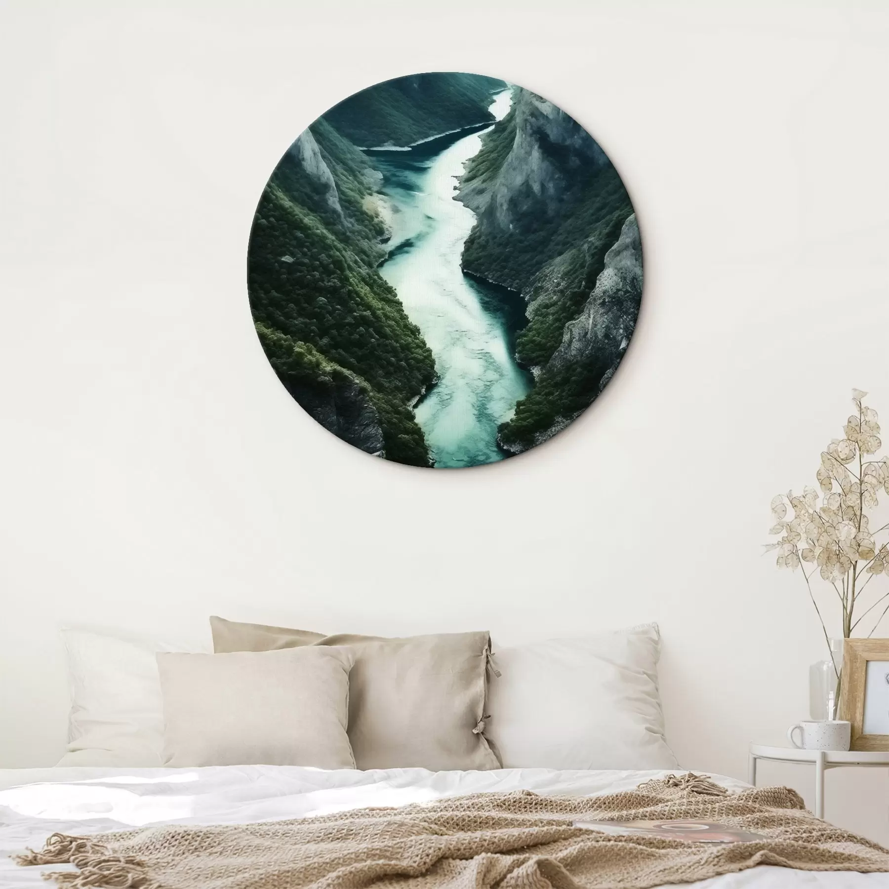 Obraz Wąski wąwóz z turkusowym nurtem płynącym z góry r46522