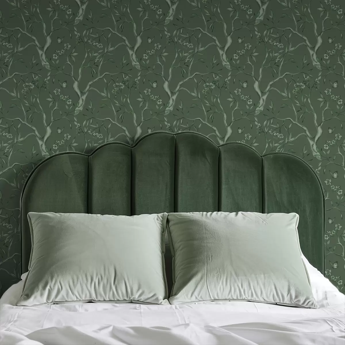 Tapeta Zielone kwitnące gałęzie z motylami na ciemnym tle a00951v3