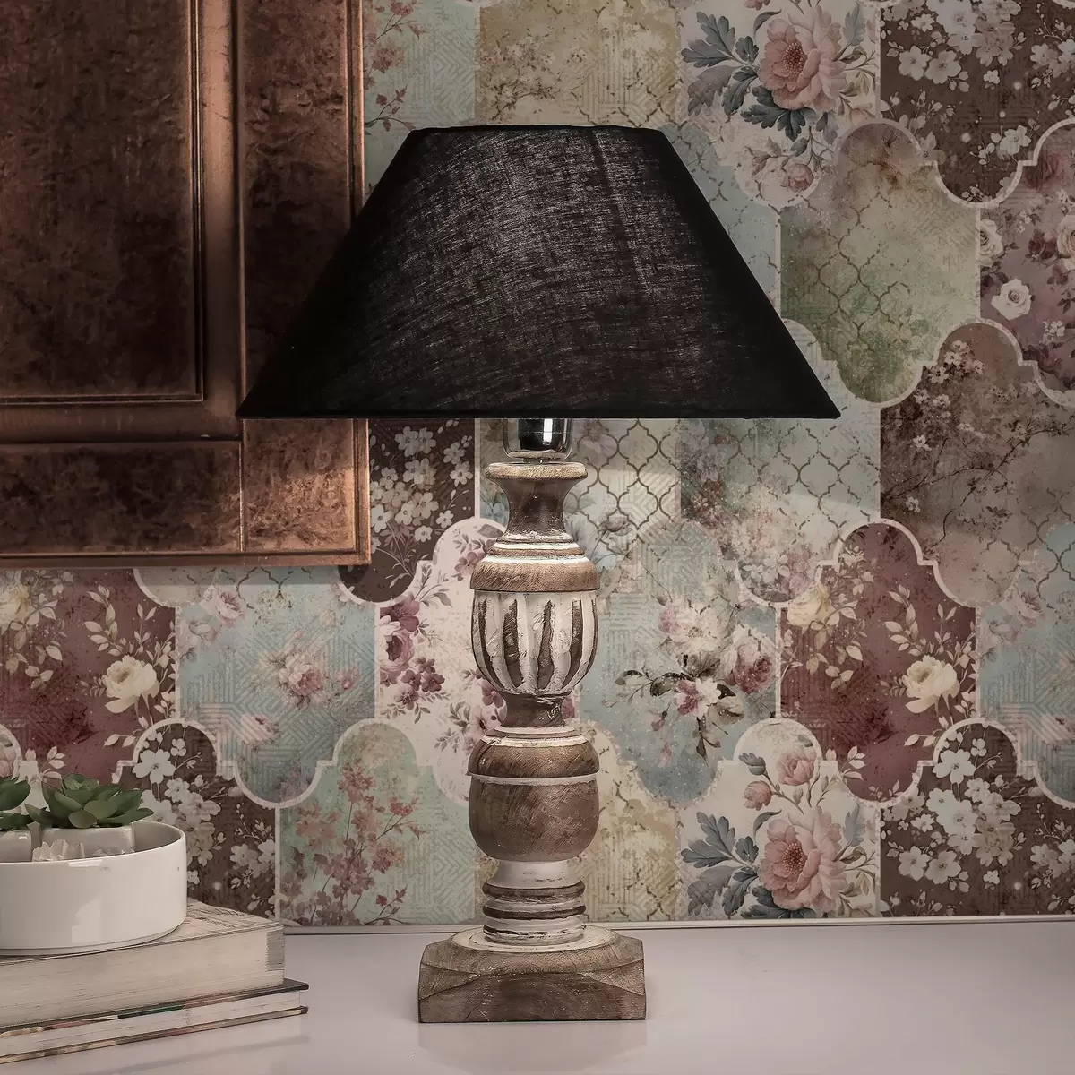 Tapeta Mozaika z kwiatowych paneli i zużytych płytek wzorzystych a01038