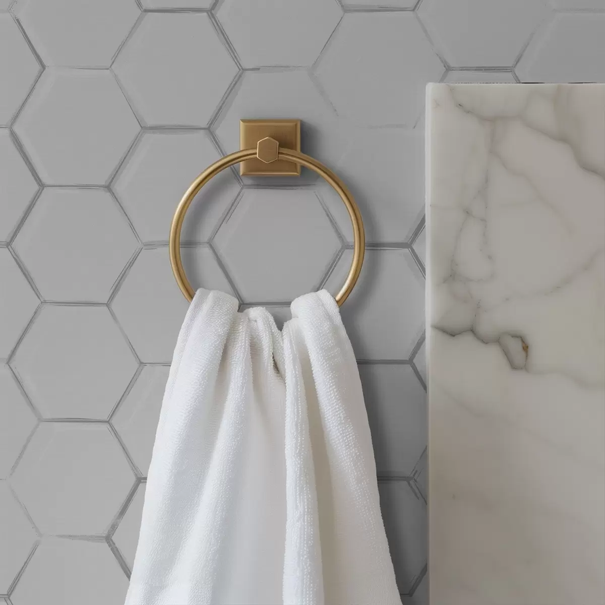 Tapeta Białe trójwymiarowe sześciokąty na gładkim tle a01059