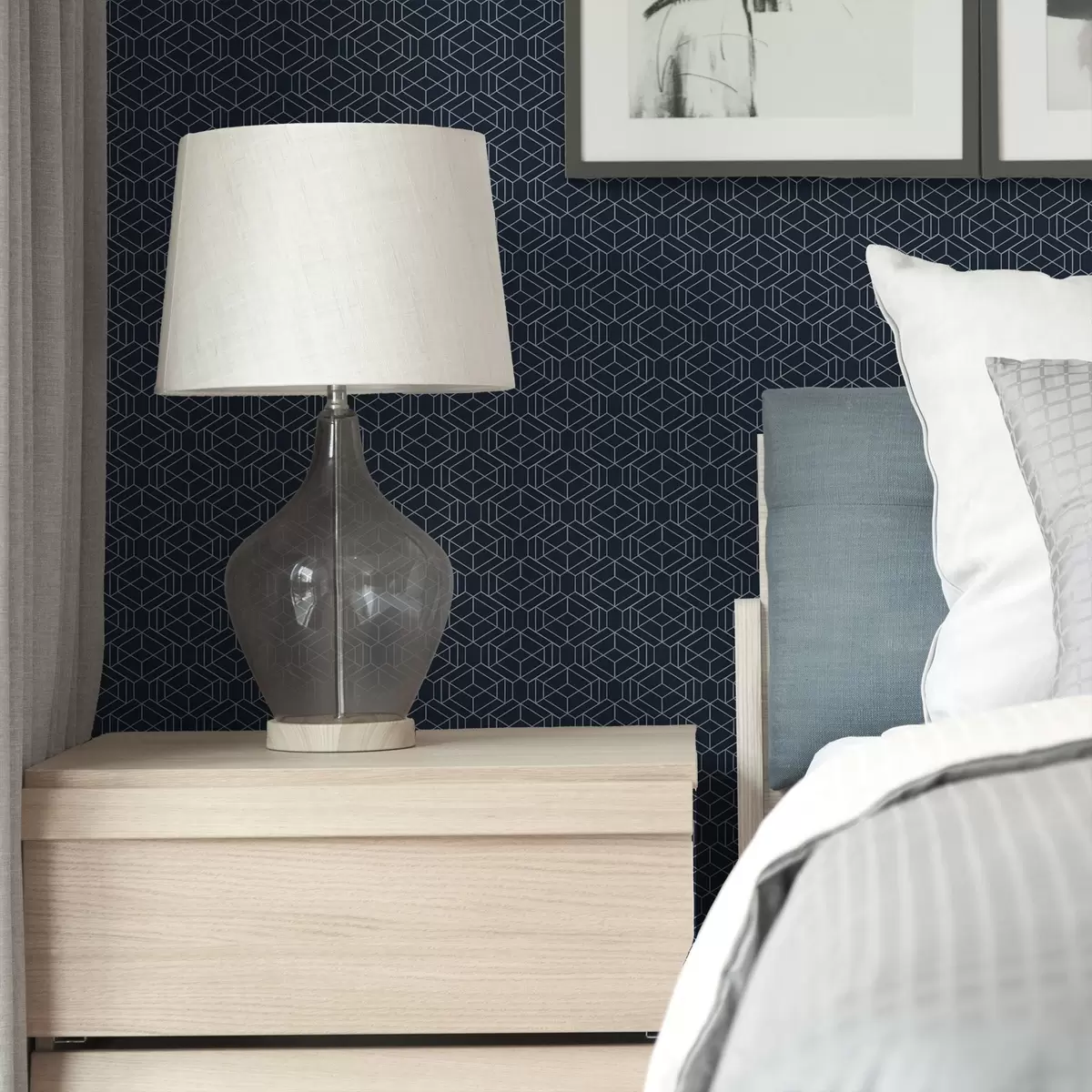 Tapeta Ciemnoniebieska geometryczna siatka z kostek a01066v1