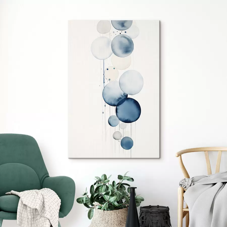 Obraz Abstrakcyjne, teksturowane niebiesko-białe koła o różnych rozmiarach, namalowane akwarelą na białym tle. s47020