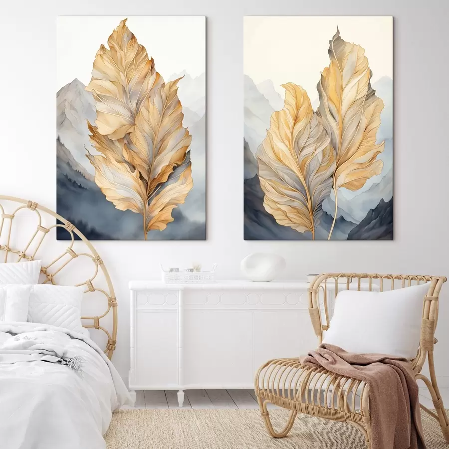 Obraz Abstrakcyjne, duże, żółte i brązowe liście o skomplikowanych szczegółach na tle górskiego krajobrazu. m01119