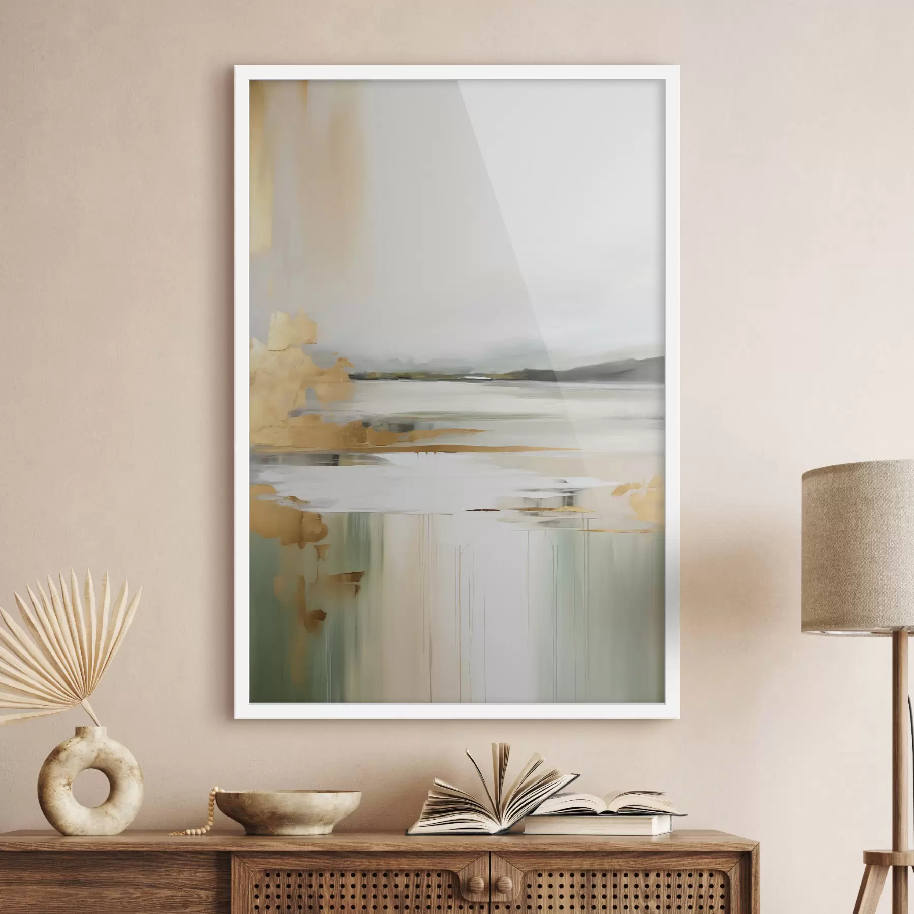 Fototapeta Abstrakcyjny krajobraz w odcieniach żółci i zieleni, woda odbijająca niebo i odległe góry, blade, zamglone niebo. f47438