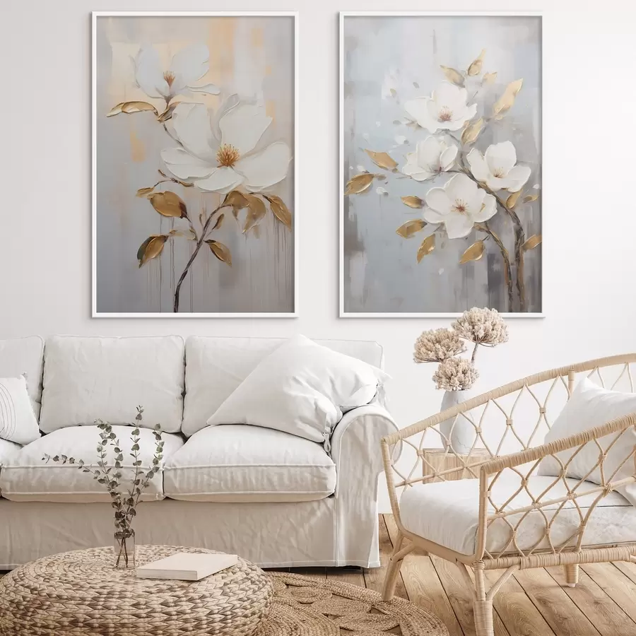 Fototapeta Dwa białe kwiaty z żółto-pomarańczowymi liśćmi na jasnym tle d00687