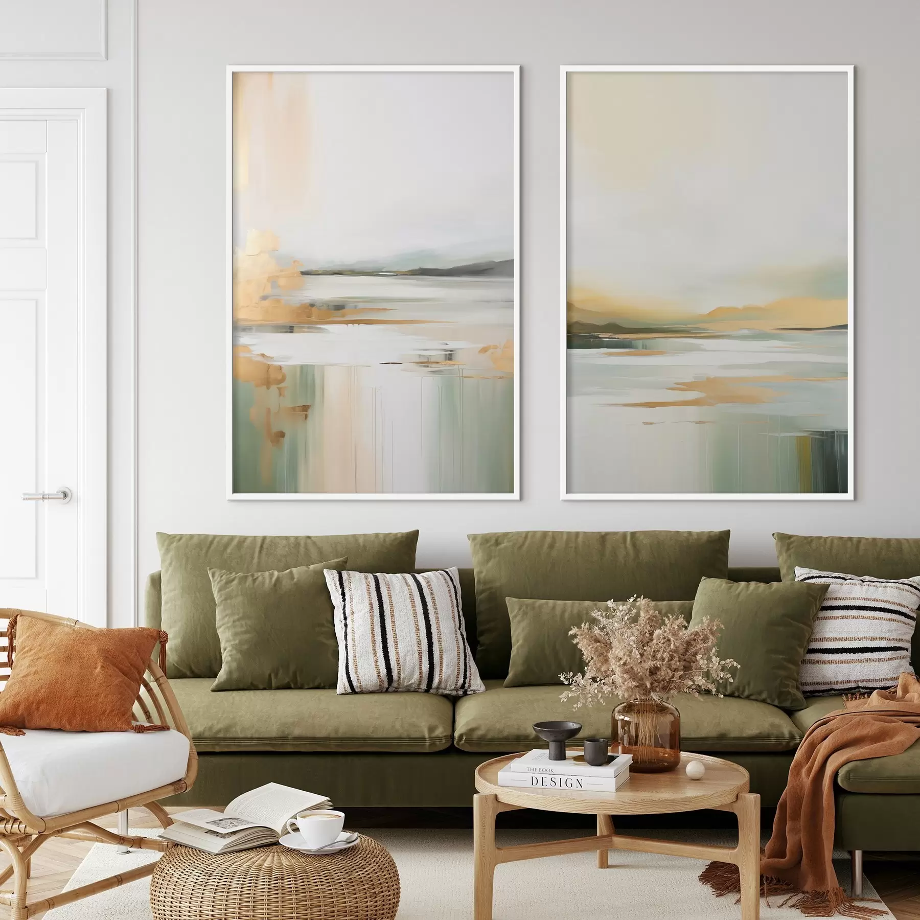 Fototapeta Abstrakcyjny krajobraz w odcieniach żółci i zieleni, woda odbijająca niebo i odległe góry, blade, zamglone niebo. d01245