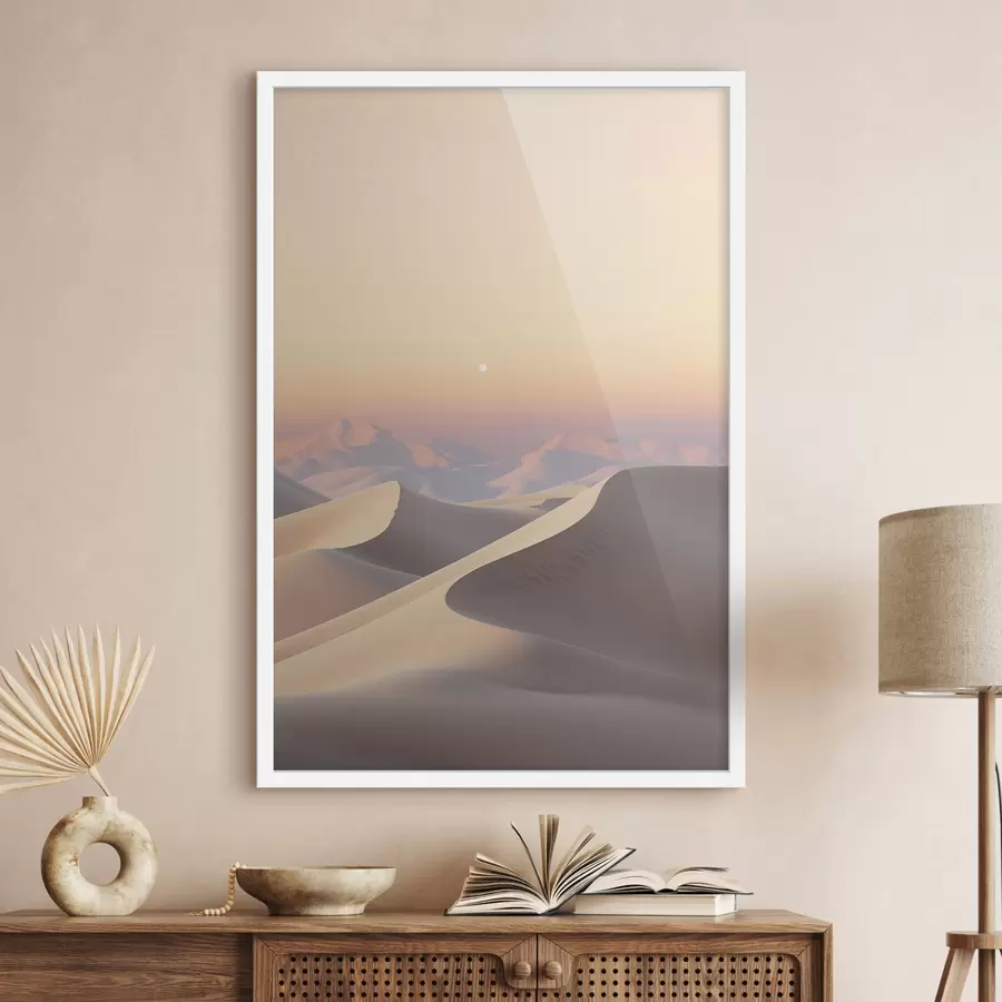 Fototapeta Pustynny krajobraz z falującymi wydmami pod delikatnym pastelowym niebem, w tle odległe góry. f47865