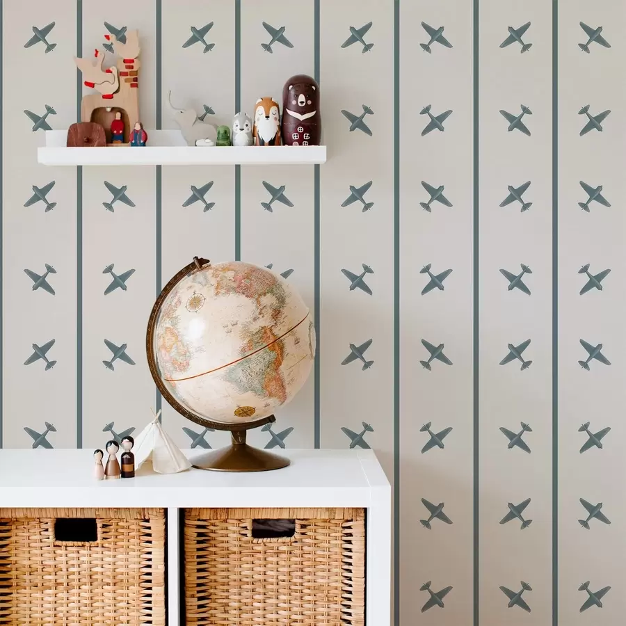 Fototapeta Samoloty w paski z niebieskimi akcentami a01169