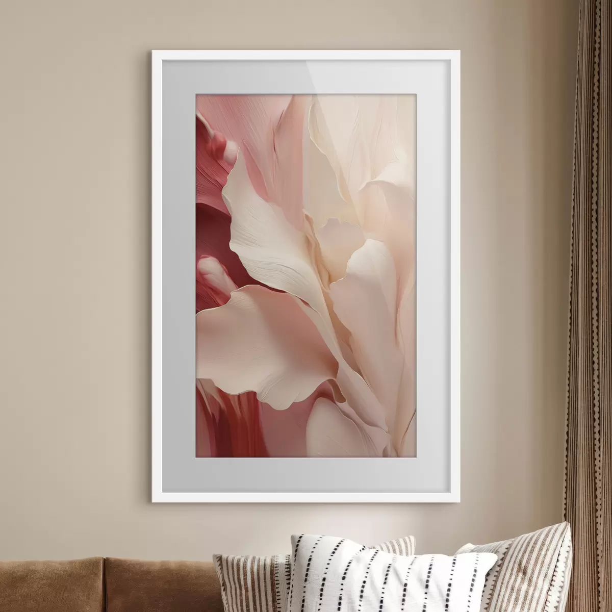 Plakat Delikatne, ułożone warstwowo płatki z czerwonymi i różowymi akcentami f50635