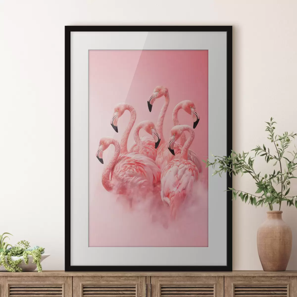 Plakat Różowe flamingi w lekkiej mgle: dekoracyjna scena utrzymana w delikatnej kolorystyce f50010